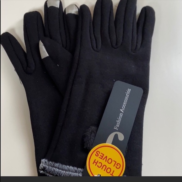 Accessories - Knit gloves